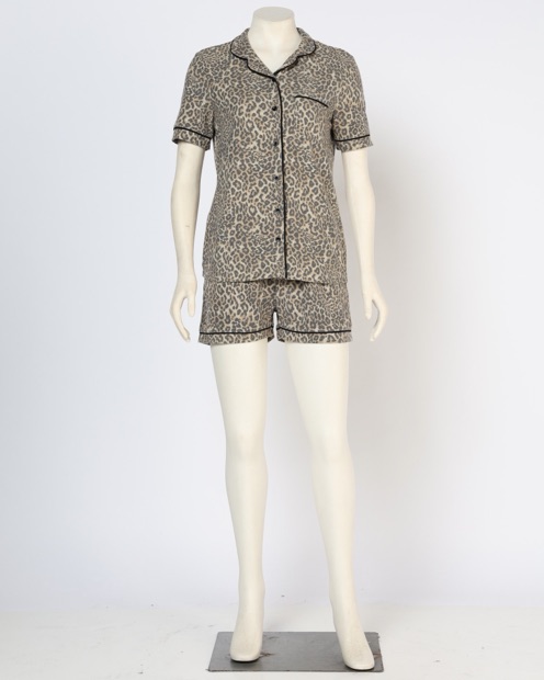 The product photograph it was generated from
